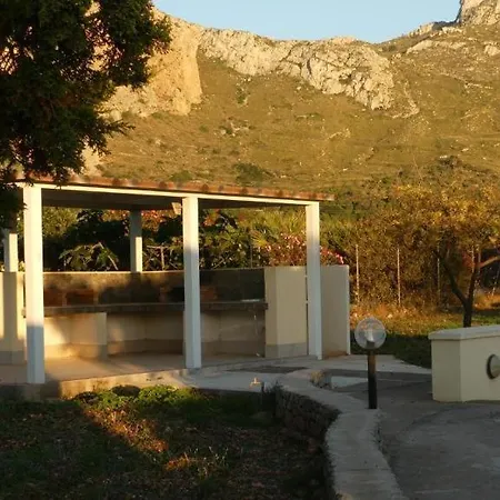 Paradise Apartment
