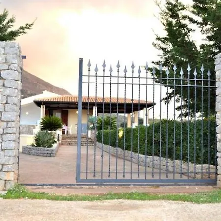 Paradise Apartment
