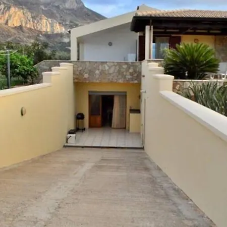 Paradise Apartment