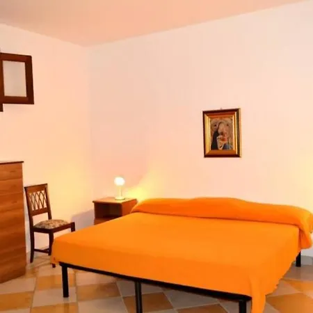 Paradise Apartment *